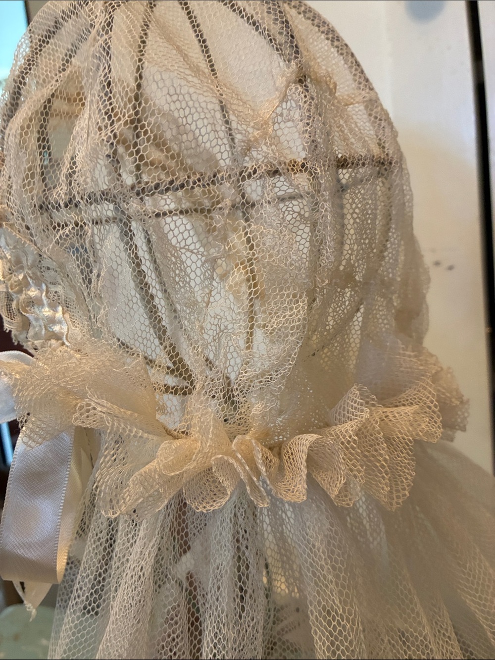 Antique 1920s silk Net Bridal Veil - Picture 3 of 8